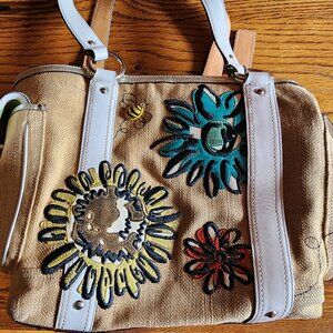 2005 Vintage Coach with Flowers and Bees